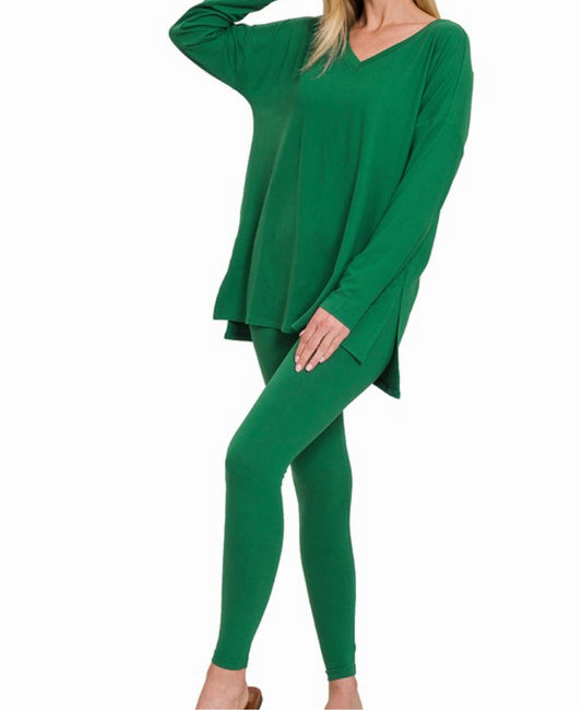 Elle Chill Set Long V-Neck (Dk Green)