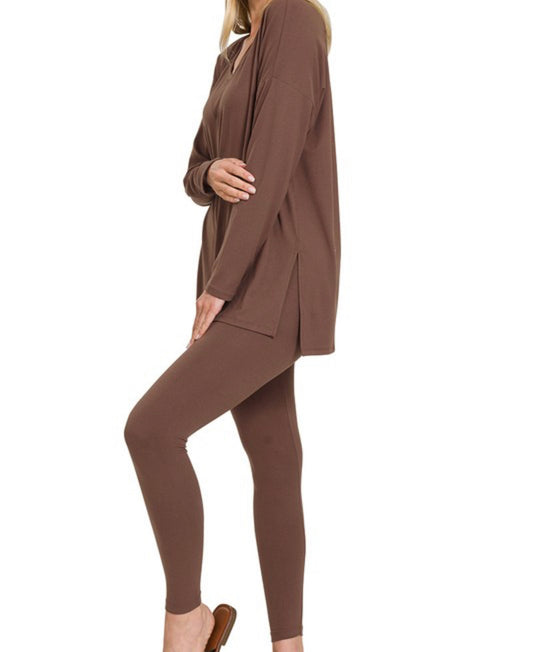 Elle Chill Set Long V-Neck (Brown)