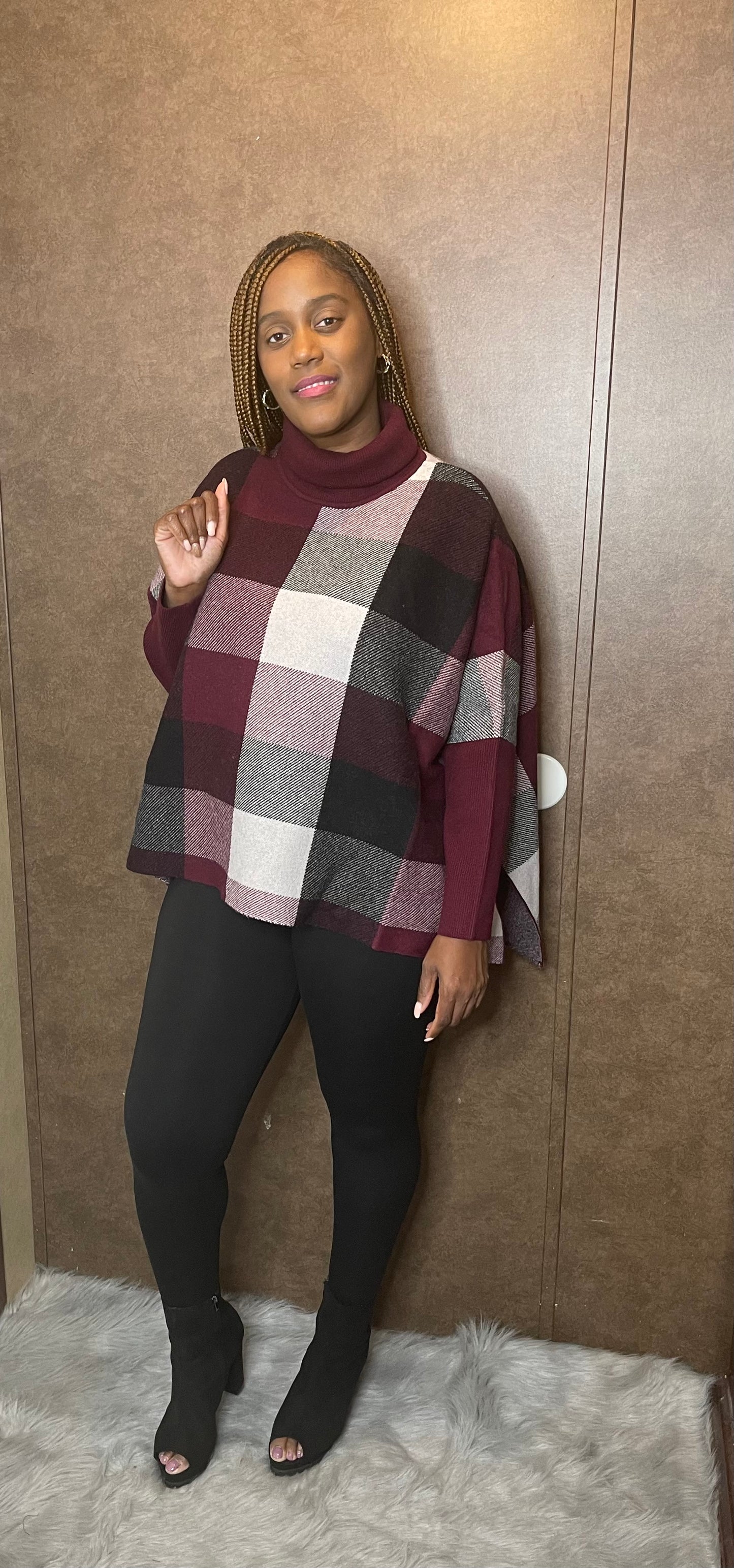 Tamia Turtle-Neck Sweater (Burgundy)